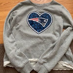 Girls New England Patriots sweatshirt size 14/16